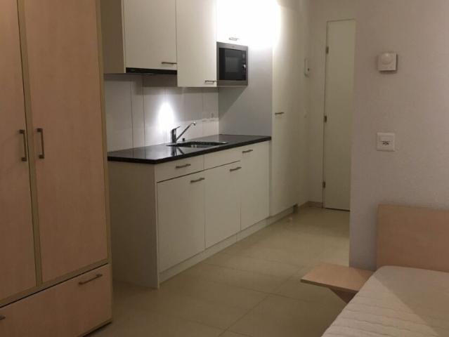 Appartement 1.5 pcs au 5ème étage