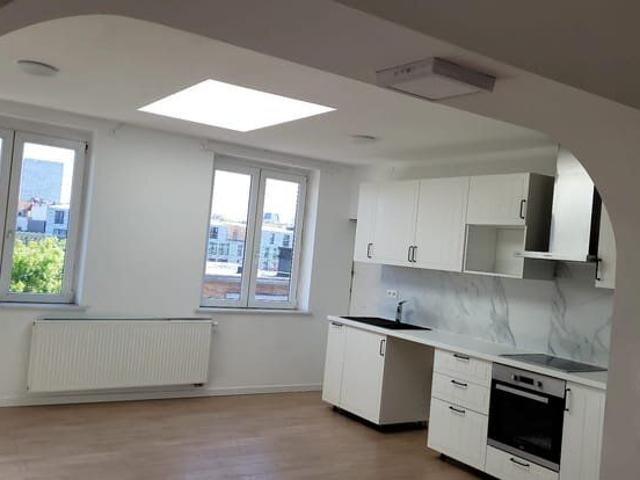 Appartement 1CH rénové, Schaerbeek