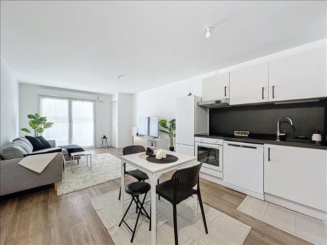 Appartement 1er étage 43,95 m2 2 pièces Meublé