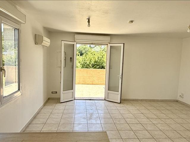 Appartement 1er étage 51 m2 3 pièces Non meublé