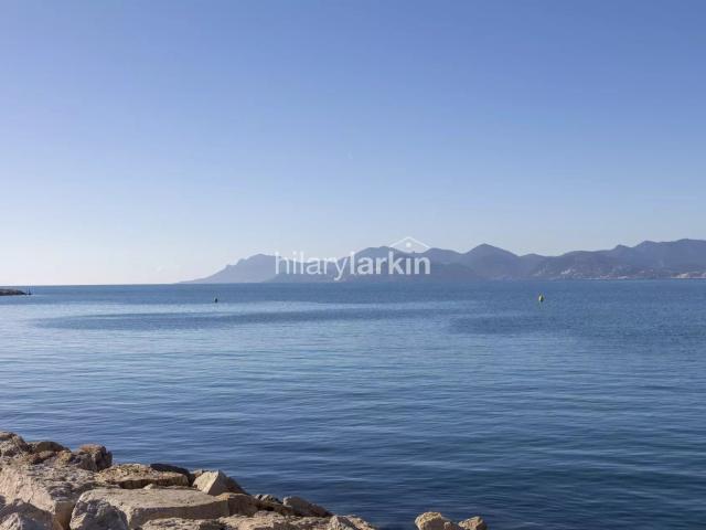 Appartement 2/3 pièces avec vue mer sur la mythique Croisett. 52m² Cannes
