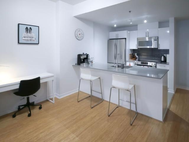 Appartement 208 3456 Av. du Parc