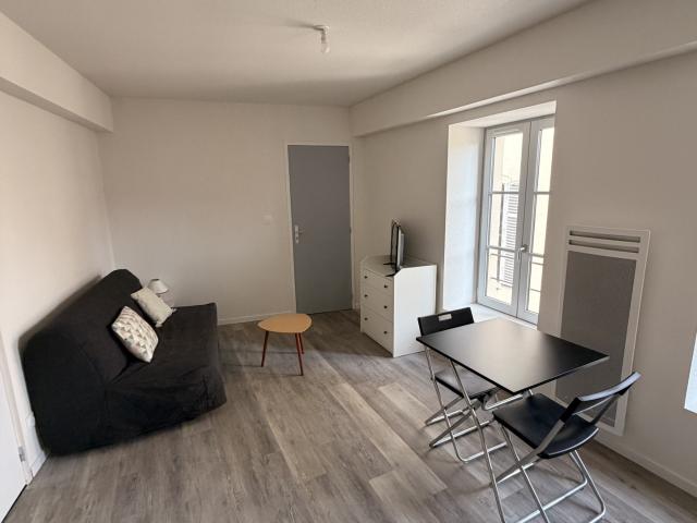 Appartement 20.85 m² 1 pièce Montluçon 03100