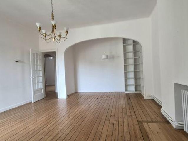 Appartement 20 pièces 81m2 REIMS 926 euros