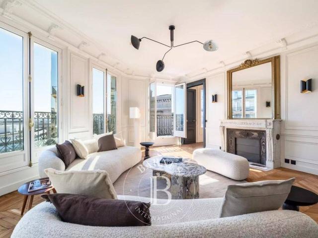 Appartement 210 m2 Paris 16ème