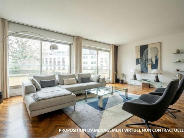 Appartement 214 m2 6 pièces