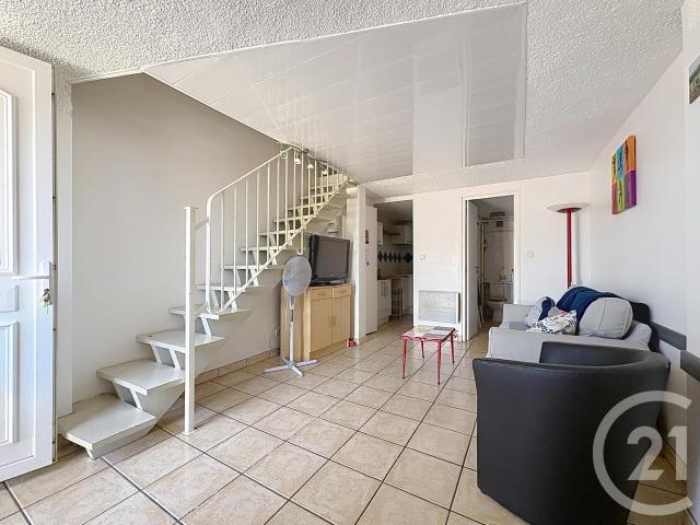 Appartement 21 pièces 320 m²