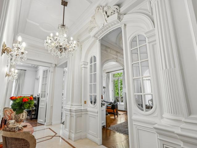 Appartement 222 m2 7 pièces