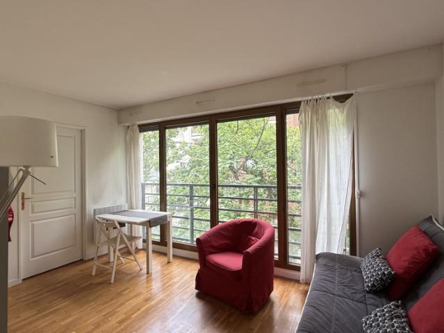 Appartement 22 m² 1 pièce Issy Les Moulineaux 92130