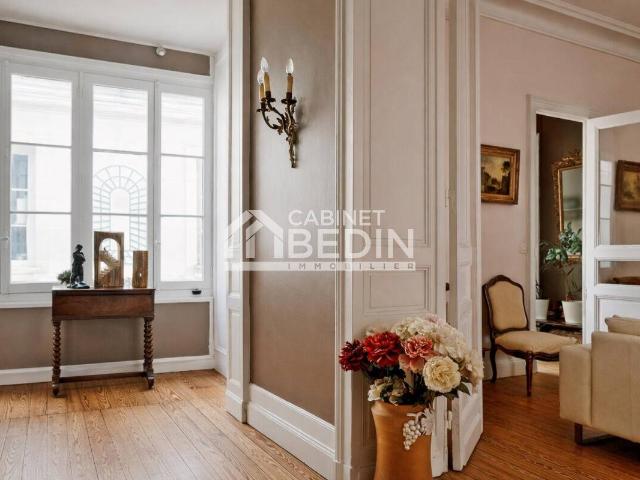 Appartement 239 m2 Bordeaux