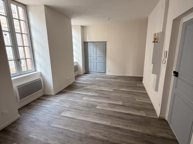 Appartement 27.98 m² 1 pièce Montluçon 03100