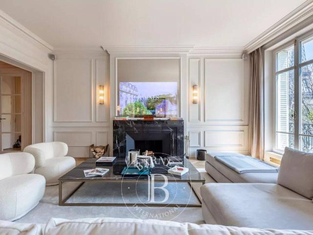 Appartement 250 m2 Paris 16ème