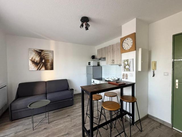 Appartement, 26m² 2 pièces, en location à Serignan590 € par mois
