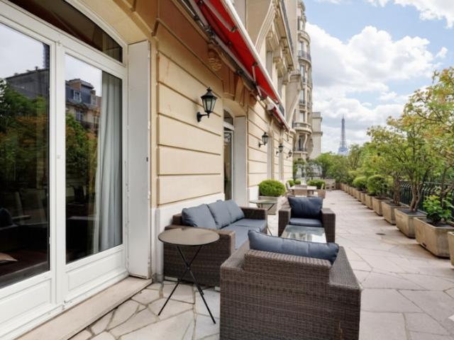 Appartement 273 m2 7 pièces