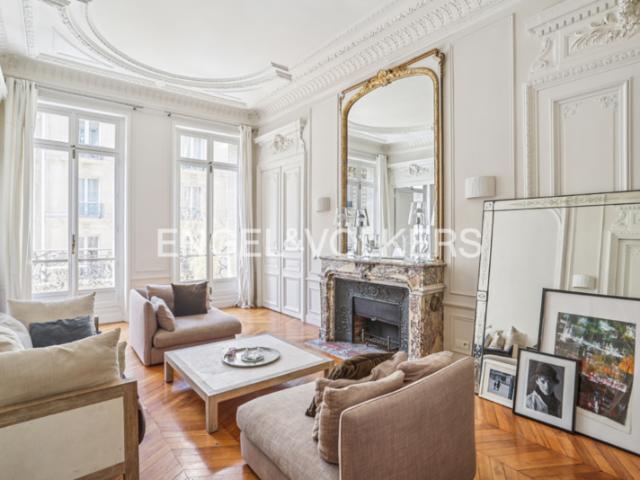 Appartement 289 m2 7 pièces