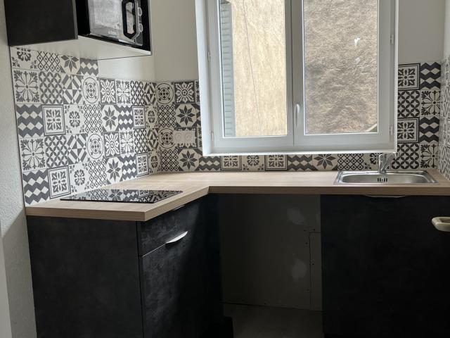 Appartement 28 m² 1 pièce Montluçon 03100