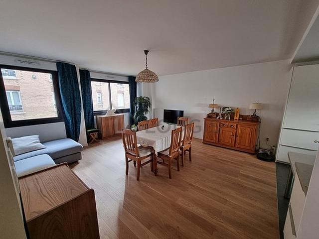 Appartement 2 chambres meublé avec ascenseur Batignolles Paris 17°
