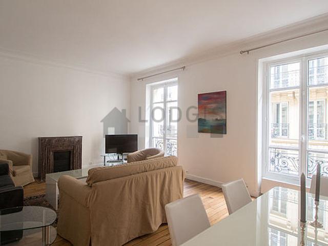 Appartement 2 chambres meublé avec ascenseur et cheminée Trocadéro Paris 16°