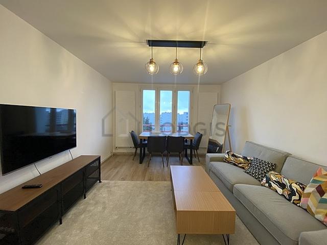 Appartement 2 chambres meublé avec ascenseur et place de parking en option Montpellier Centre