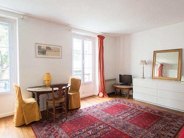 Appartement 2 chambres meublé avec concierge Commerce Paris 15°