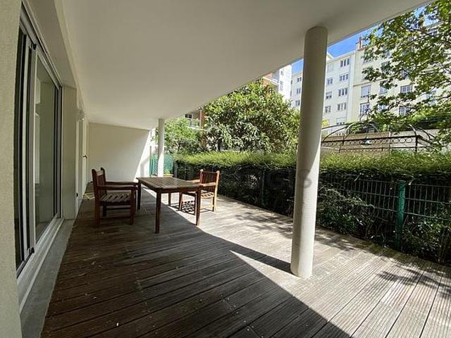 Appartement 2 chambres meublé avec garage, terrasse et ascenseur Lyon 3°