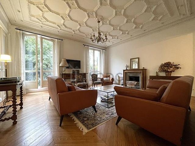 Appartement 2 chambres meublé avec piano et ascenseur Jardin des Plantes Paris 5°