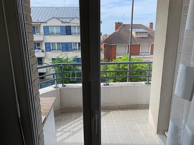 Appartement 2 chambres meublé avec terrasse et ascenseur Suresnes 92150
