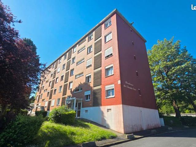 Appartement 2 chambres avec garage et balcon