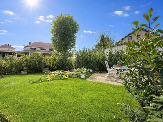 Appartement 2 Chambres avec Garage et Jardin Pontarlier, Proche Centre Ville