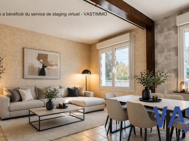 Appartement 2 chambres avec stationnement ? Fort potentiel