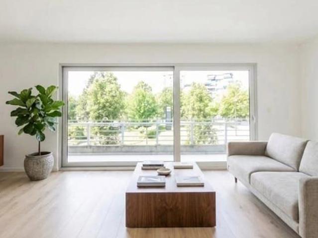Appartement 2 chambres avec terrasse plein sud de 12 m² + pa