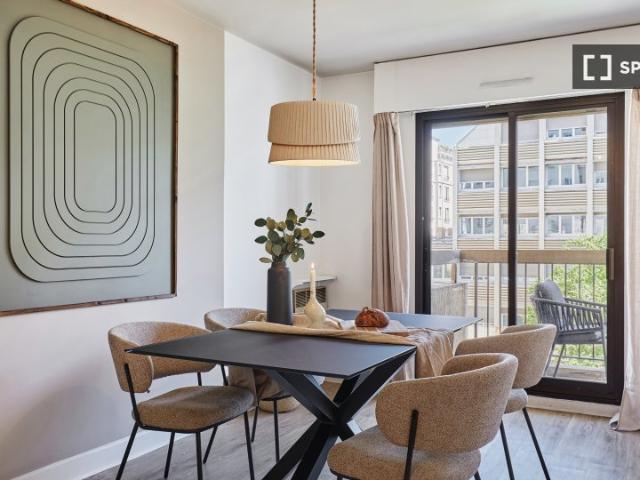Appartement 2 chambres à louer à Auteuil Sud, Paris