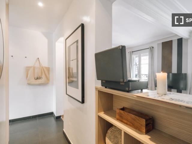 Appartement 2 chambres à louer à Saint Germain l'Auxerrois