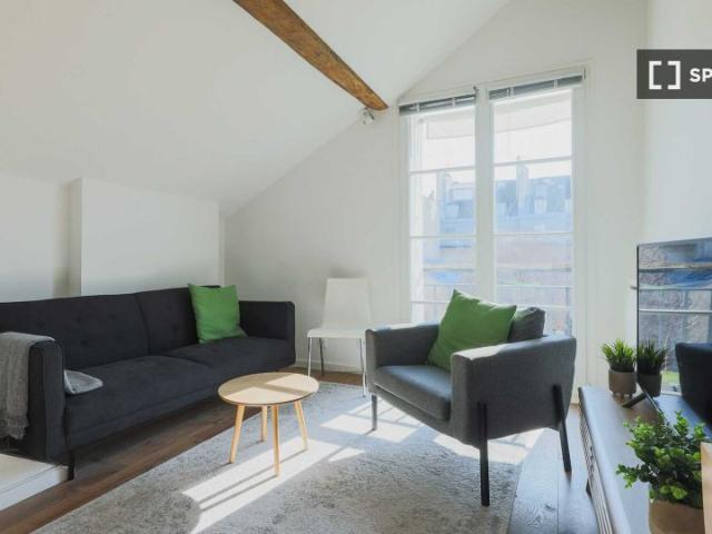 Appartement 2 chambres à louer aux Îles, Paris