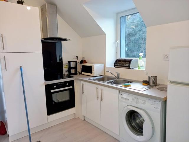 Appartement 2 chambres à Plouguin. Jardin