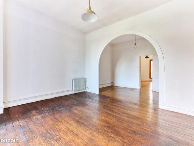 Appartement 2 chambres à rénover à Bordeaux Bastide