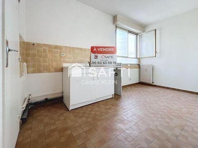 Appartement 2 chambres, Chateauroux Centre 36000 DS86725409