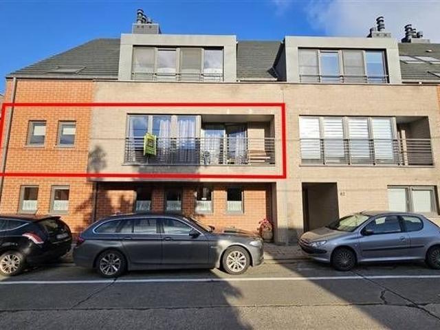 Appartement 2 chambres et emplacement de parking