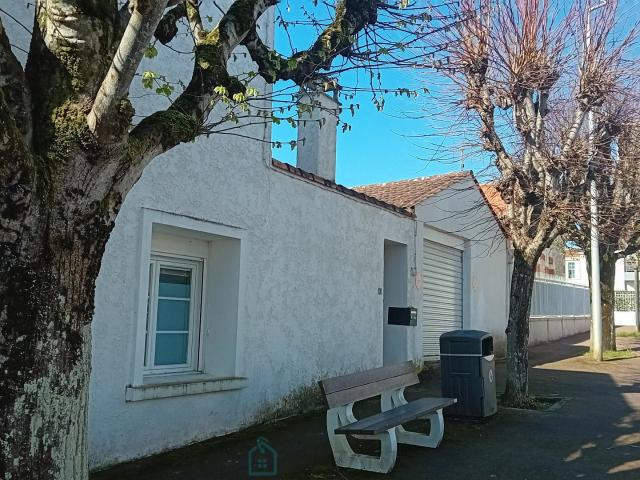 Appartement 2 chambres et grand garage centre ville de Royan