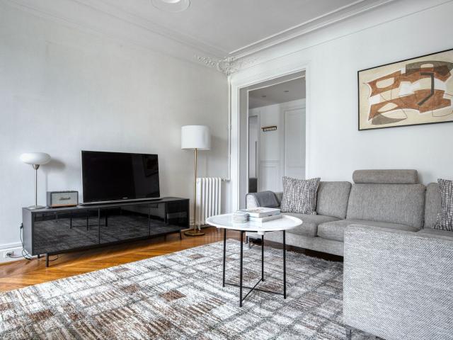 Appartement 2 chambres élégant au cœur de Paris loyer tout inclus