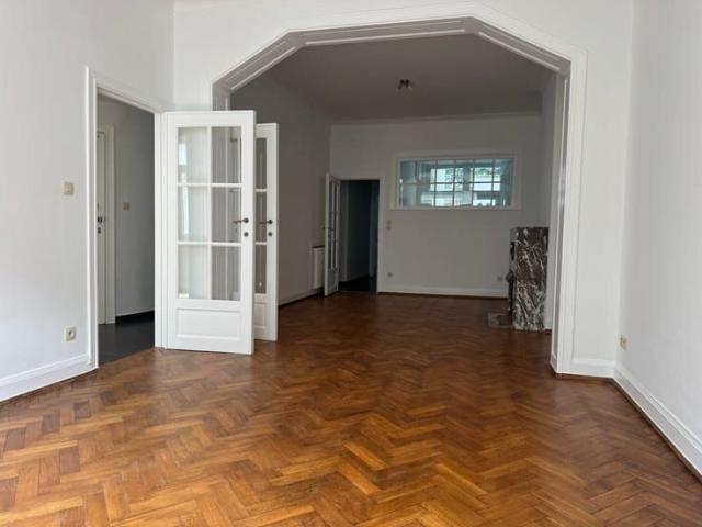 Appartement 2 chambres Ixelles, parquet et cheminée