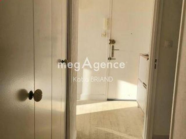 Appartement 2 chambres, Laval Pays de la Loire 53000 DS86934420