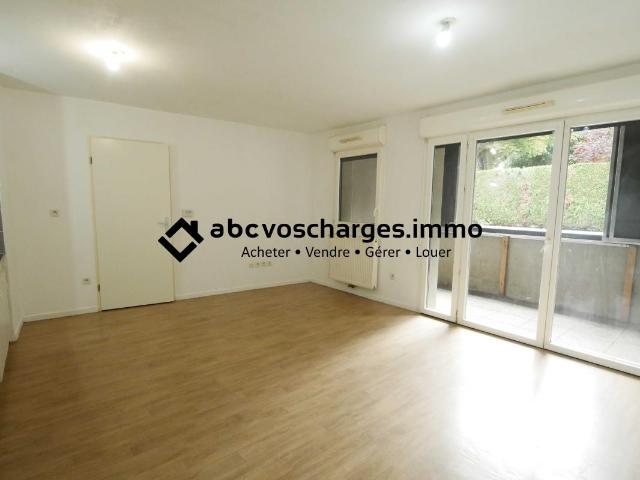 appartement 2 chambres RDC avec parking