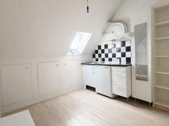 Appartement 2 espaces indépendants 18,50m² au sol