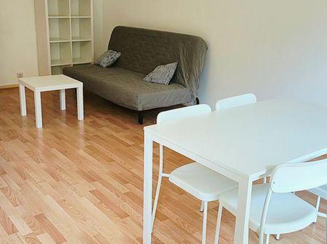 Appartement 2 pièce meublé avec terrasse parking