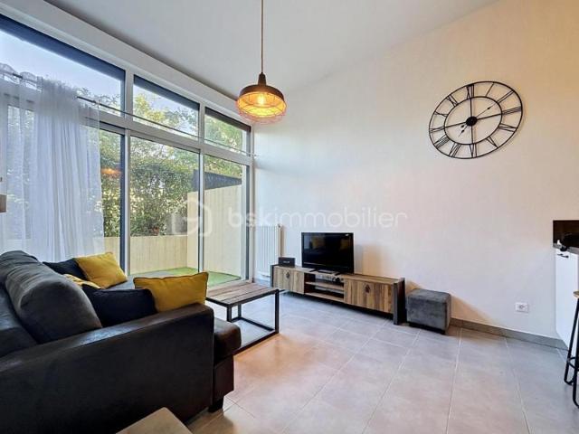 APPARTEMENT 2 PIECE DE 39m2 AVEC TERRASSE ET GARAGE