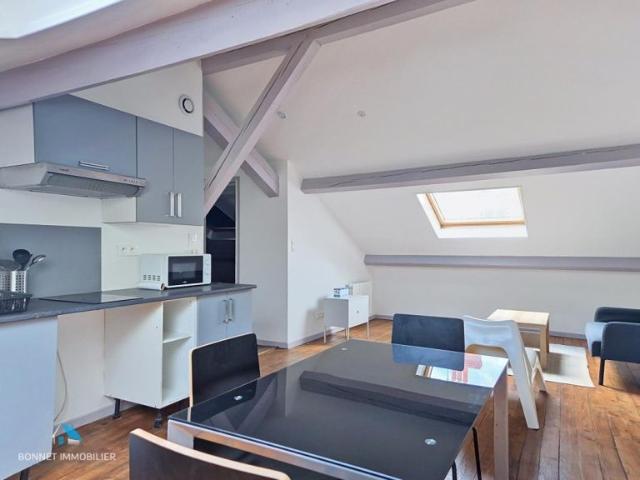 Appartement 2 pièce s 1 chambre s 28 m²