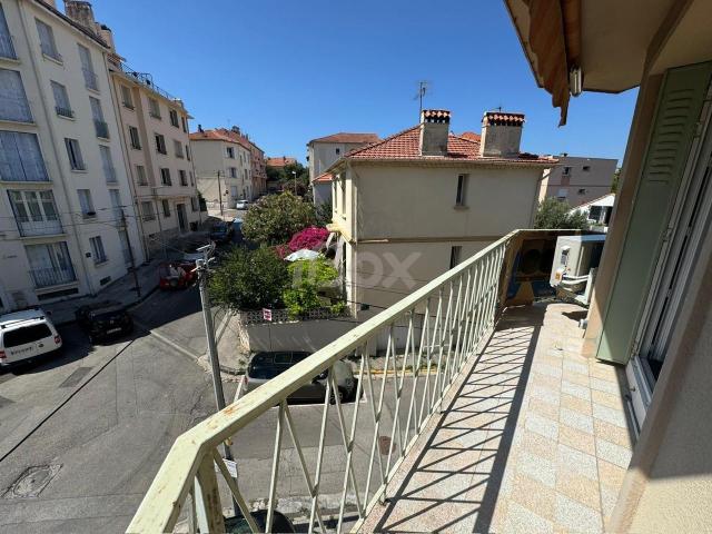 Appartement 2 pièce s 1 chambre s 29.25 m²
