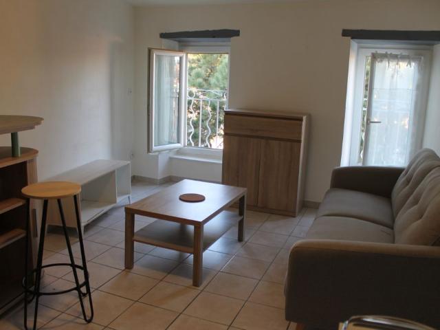 Appartement 2 pièce s 1 chambre s 30.45 m²