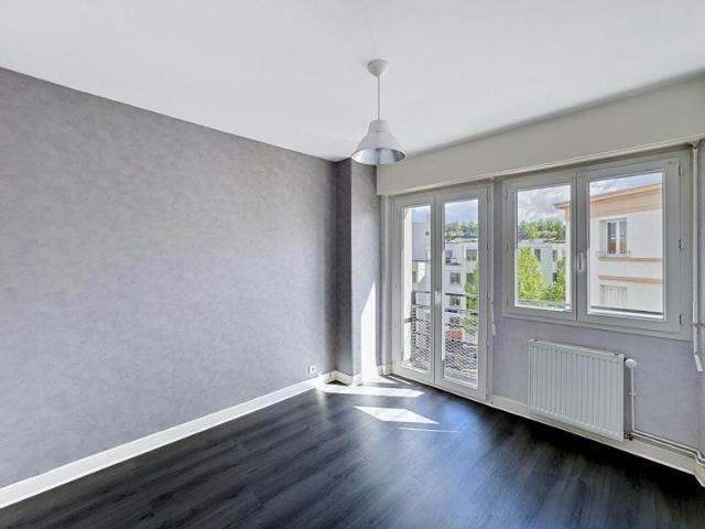 Appartement 2 pièce s 1 chambre s 31 m²